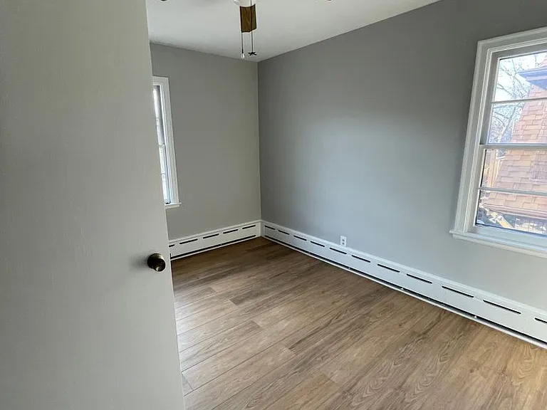 3155 N 52nd St — Photo 11