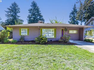 220 Myoak Dr, Eugene, OR 97404