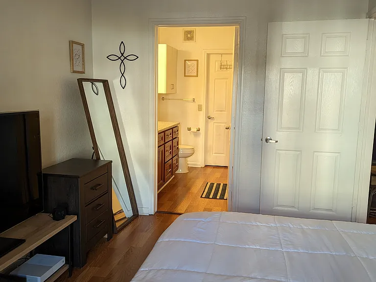 860 N Orange Ave #203 — Photo 7
