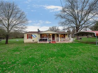560 Oak Valley Ln, Corsicana, TX 75110