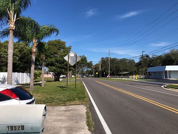 4th image of 10520 Antilles Dr
