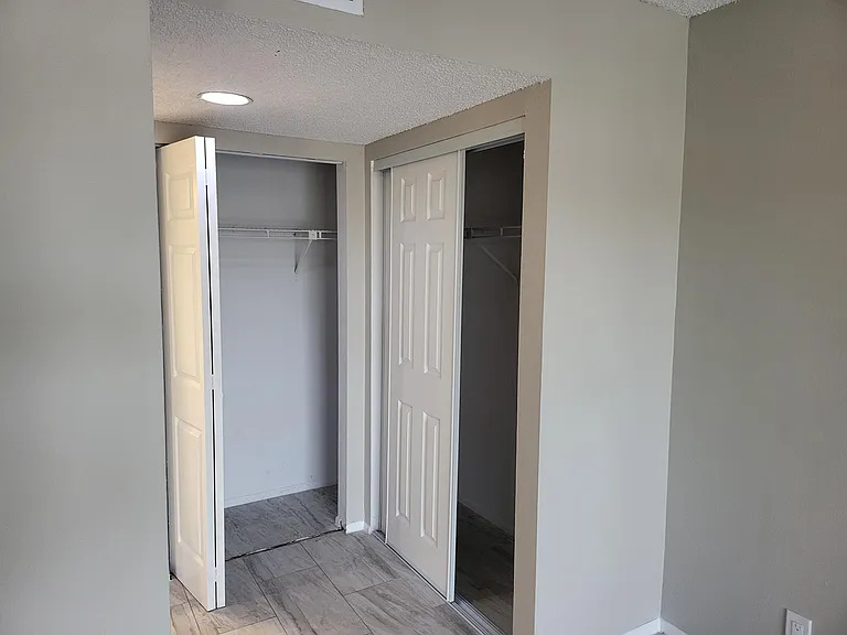 1562 SE Royal Green Cir #201 — Photo 12