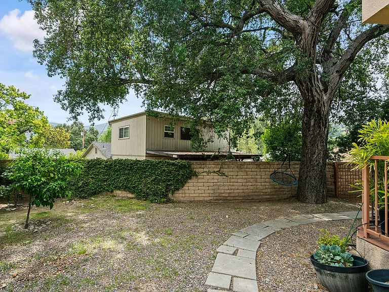3960 Pennsylvania Ave #108 — Photo 18