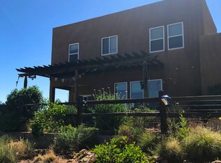 4719 Contenta Rdg, Santa Fe, NM 87507