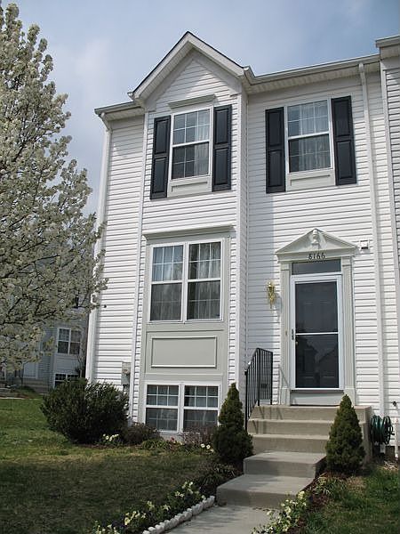 end unit townhome