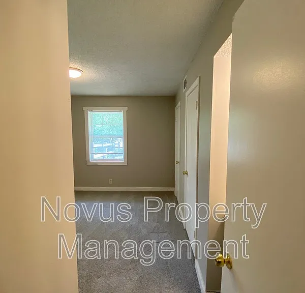 124 Bowen St #H — Photo 12