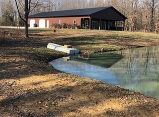 15042 N County Farm Ln, Mount Vernon, IL 62864