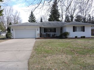 1117 Lyn Rd, Bowling Green, OH 43402