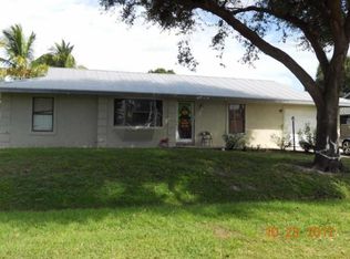 749 SE Evans Ave, Port Saint Lucie, FL 34984