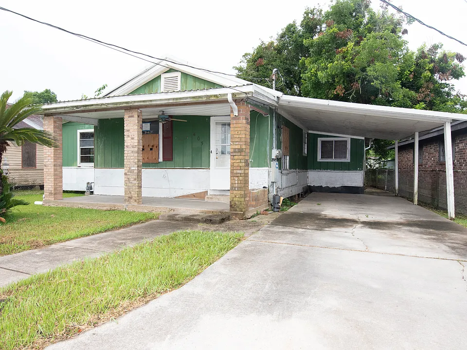 405 Johnston St