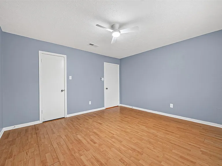 6715 Greenvale Ln — Photo 36