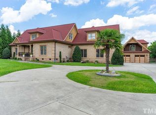 124 Atkins Rd, Fuquay Varina, NC 27526