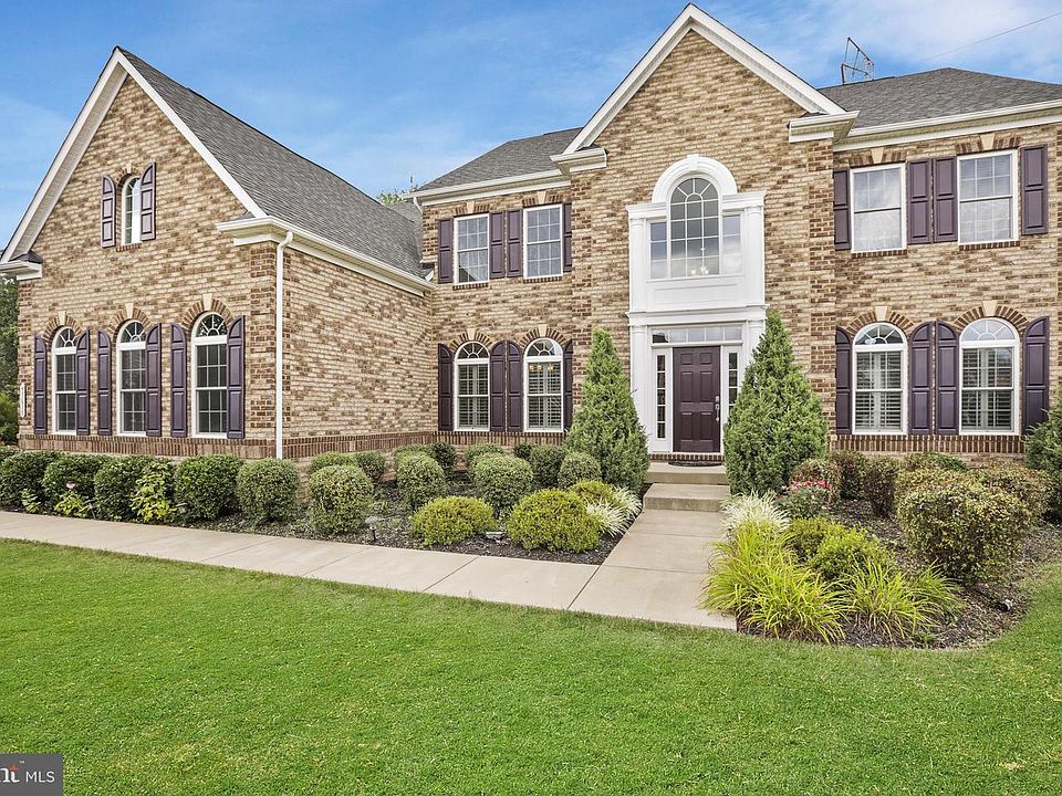 1st image of 43636 Meadow Overlook Pl