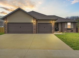 1197 S Calabria Ave, Republic, MO 65738
