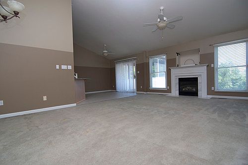 2nd image of 786 River Glen Dr