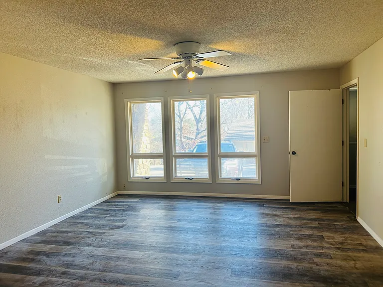 17 Dogwood Dr — Photo 4