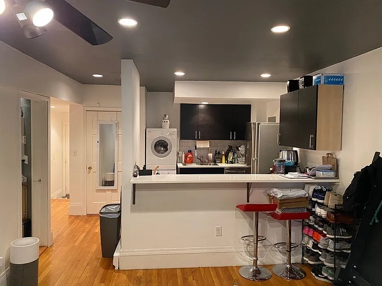 21 Symphony Rd #1B — Photo 3