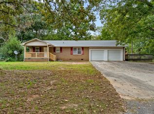 1313 Farmer Rd, Starr, SC 29684