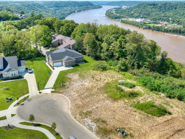 2748 River Birch Dr, Villa Hills, KY 41017