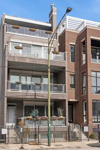 2467 N Clybourn Ave #3, Chicago, IL, 60614