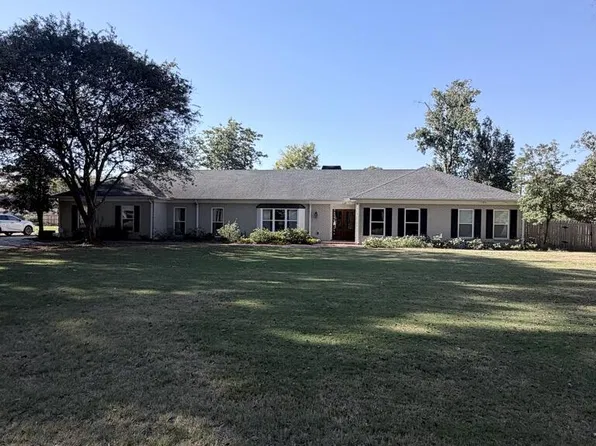 118 Bayou Rd, Greenville, MS 38701