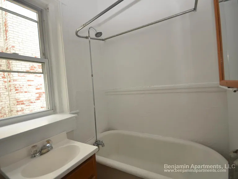 11 Mount Hood Rd #B — Photo 9