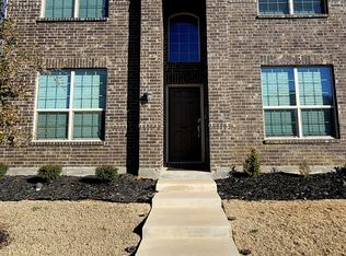 2317 Dolostone Dr, Aubrey, TX 76227