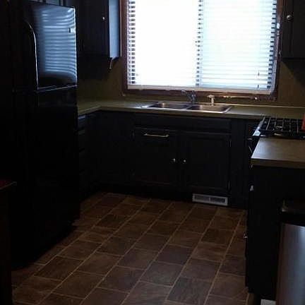 3rd image of 88 Eastmanville St