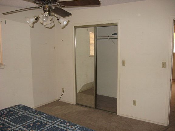 5th image of 2211 E 12th St