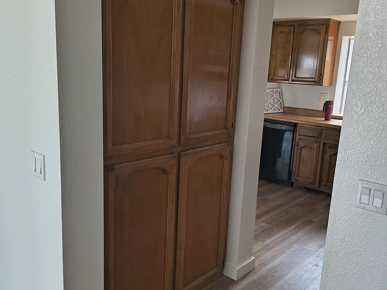 310 Saint Michael Ct — Photo 4