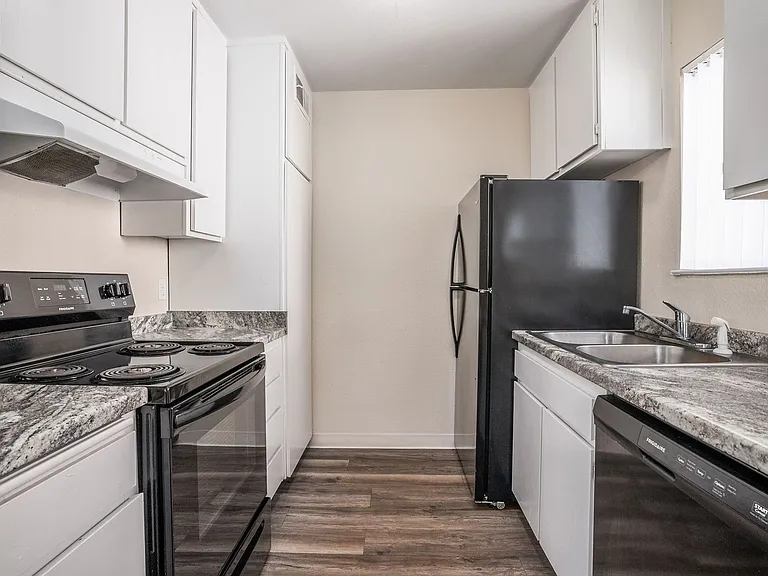 Park View Estates — Photo 37
