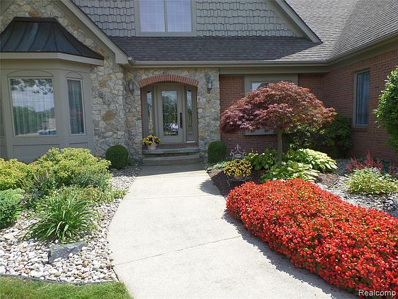 3rd image of 5494 Park Grove Ct