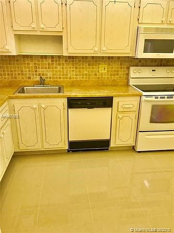 1st image of 410 SE 2nd St APT 119