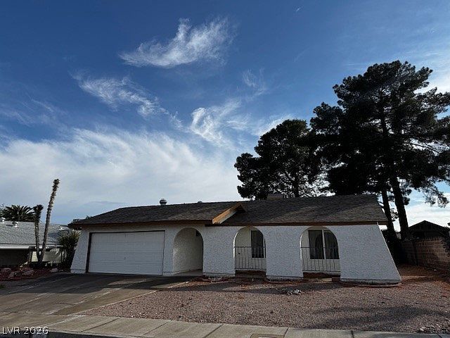 1st image of 1126 Azul Way