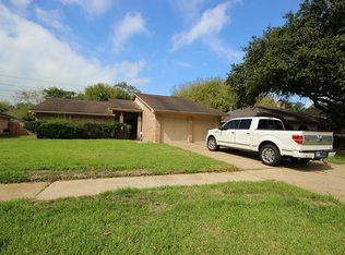 5135 Blueberry Hill Dr, Houston, TX 77084