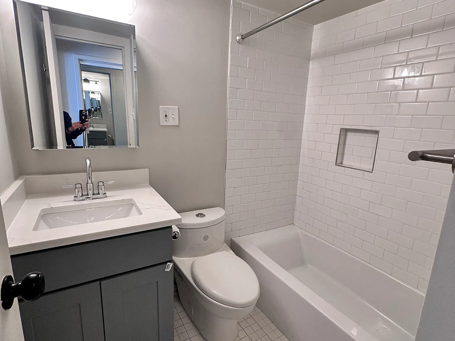 2501 Calvert St NW — Photo 4