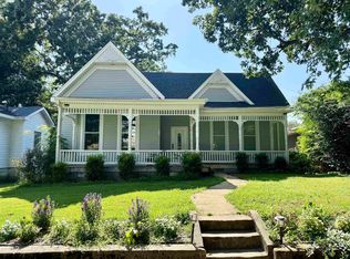 909 Atlanta Ave, Sheffield, AL 35660