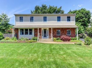 31 Cedar Rd, East Northport, NY 11731