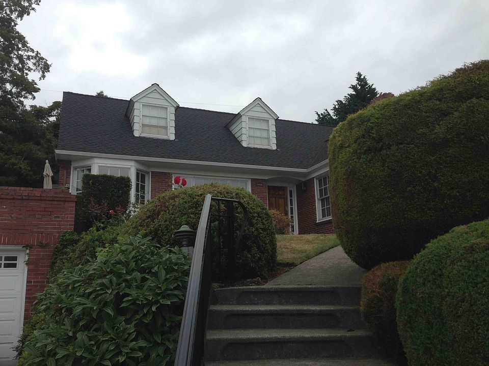 1st image of 4562 Stanford Ave NE