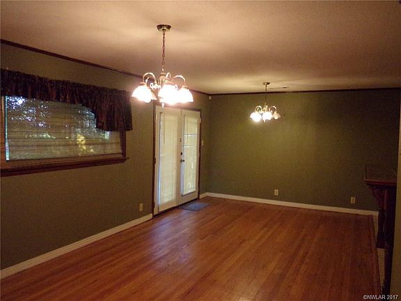 4th image of 829 Regmar Dr