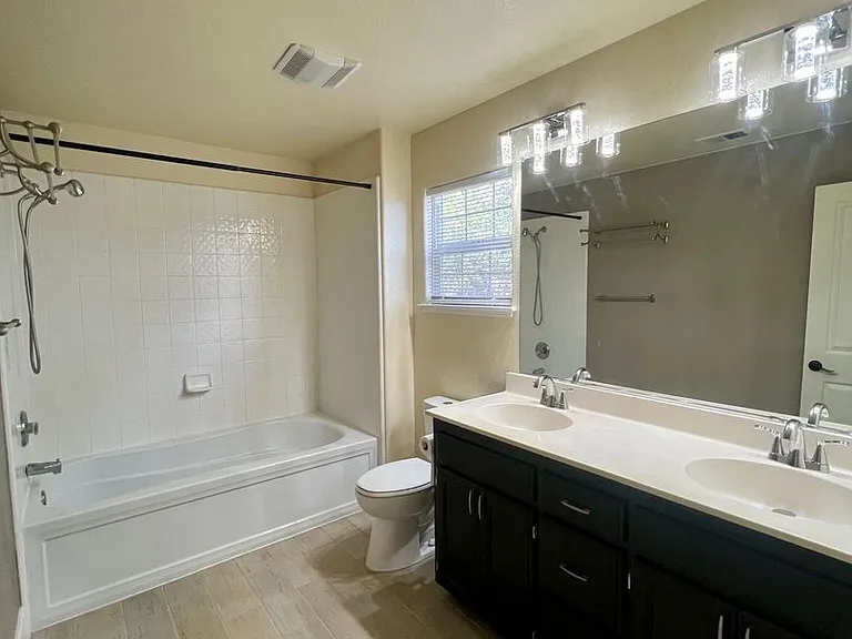 2749 Marlow Ct — Photo 19