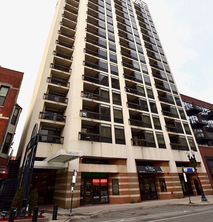 1st image of 1212 N Wells St APT 406