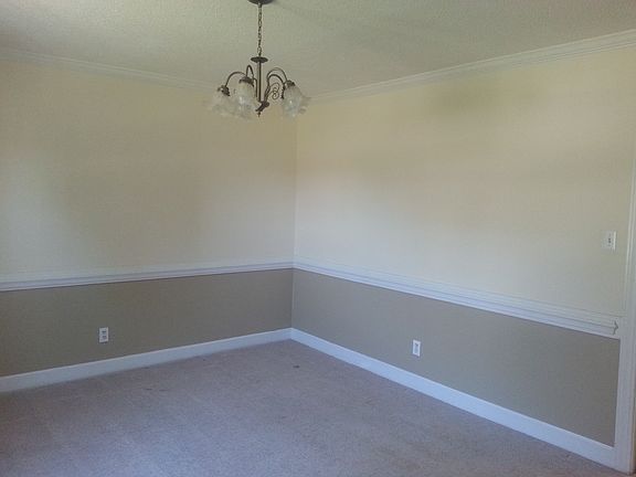 Formal dining 