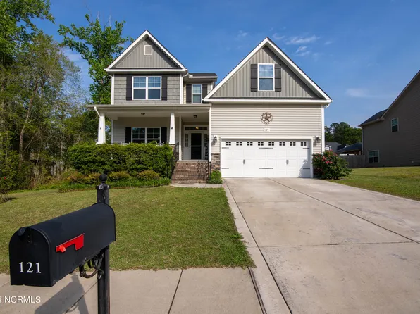 121 Laurel Drive, Spring Lake, NC 28390
