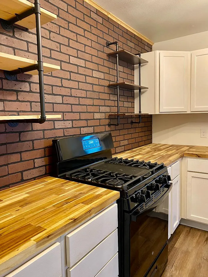 1922 Banita St - Unit #6 — Photo 4