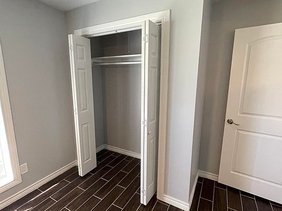 5th image of 6660 Forest Trail Cir