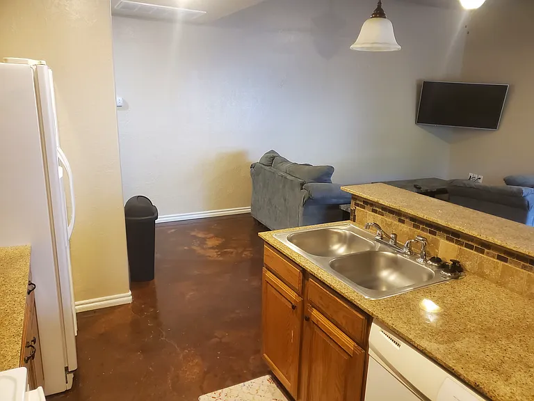 2505 SW C Ave #B — Photo 12