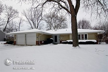 1st image of 23W168 Sherbrooke Ln