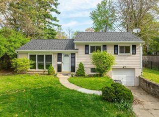 1395 Washington Cir, Cincinnati, OH 45255