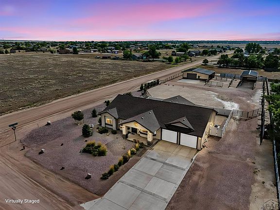 2nd image of 606 S Calaveras Dr